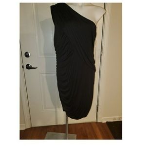 One shoulder ING dress